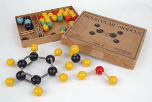 Ball and spoke model kit